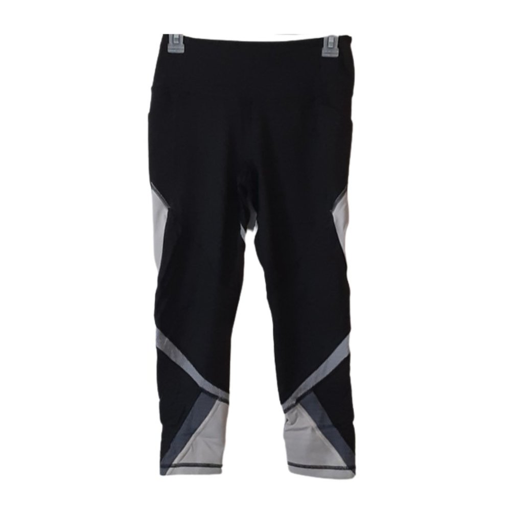 Victoria's Secret Sport Knockout Capri Legging With Mesh Details Large Nwt